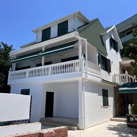 Vila Rexhepaj Vlorë Buitenkant foto